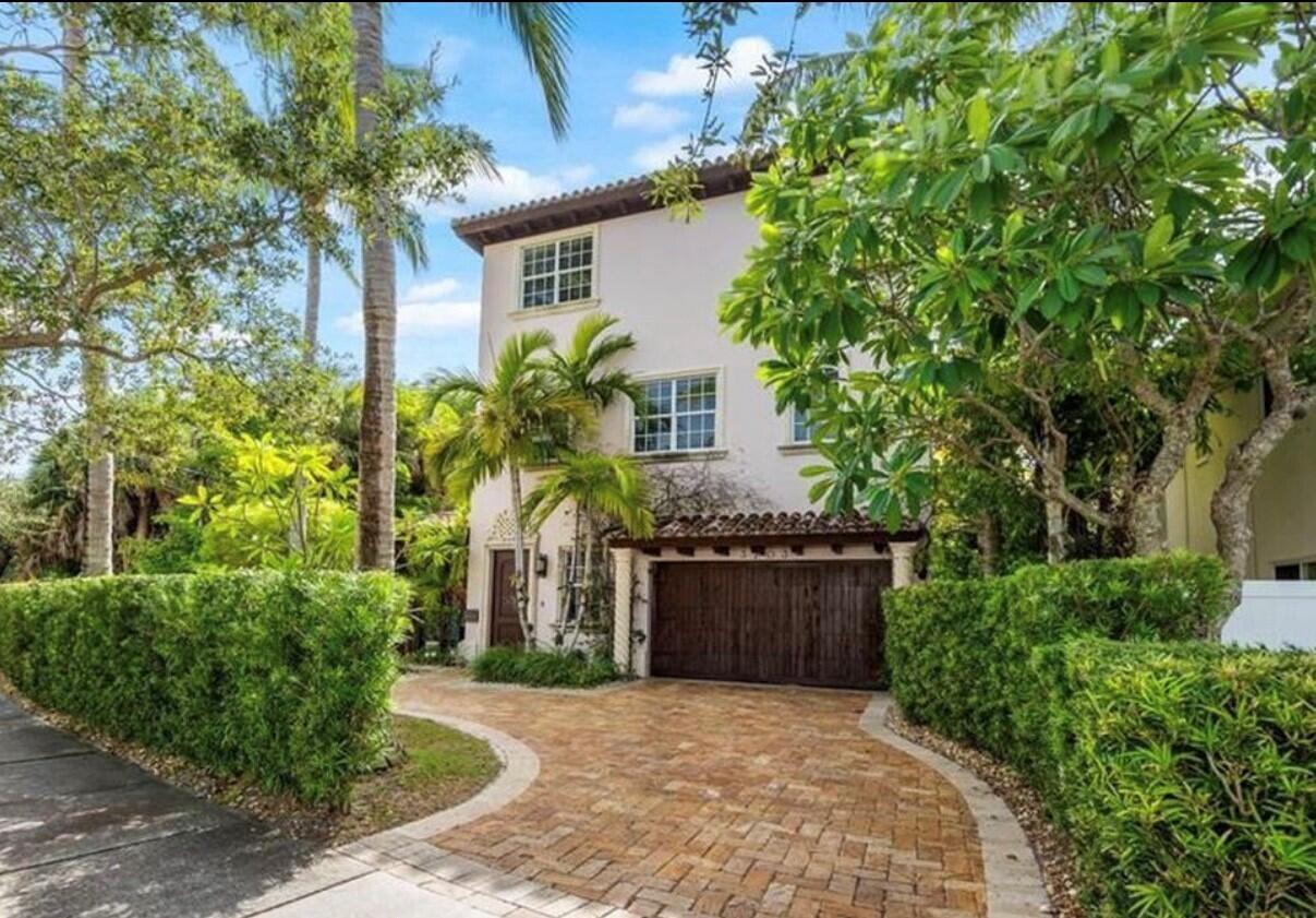 SOUTH PALM BEACH ESTATES - Residential Lease