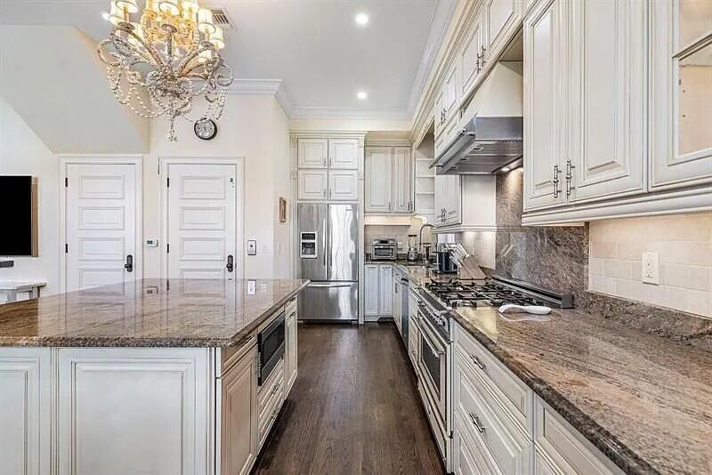 SOUTH PALM BEACH ESTATES - Residential Lease