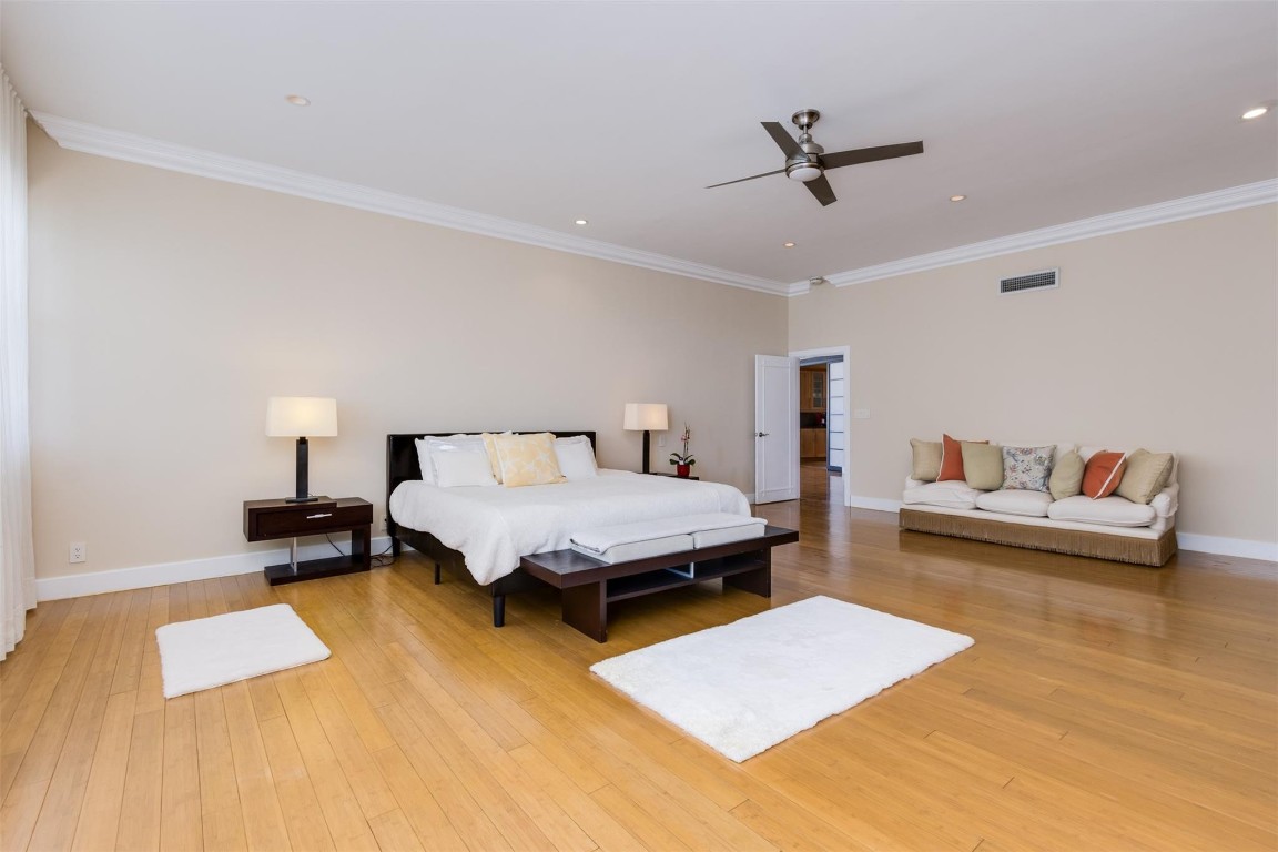 The Commodore Condo - Residential Lease