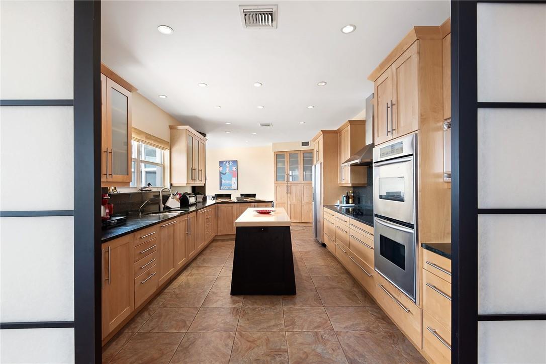 The Commodore Condo - Residential Lease