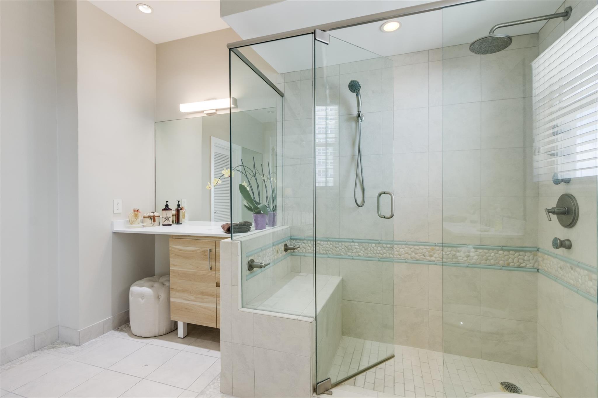 The Commodore Condo - Residential Lease