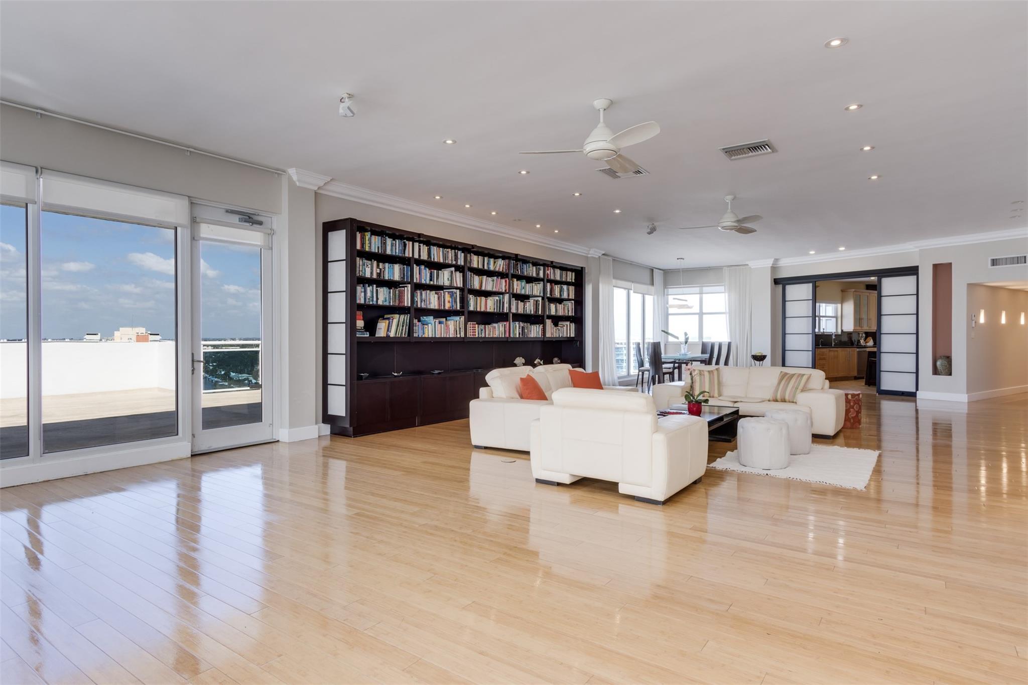 The Commodore Condo - Residential Lease