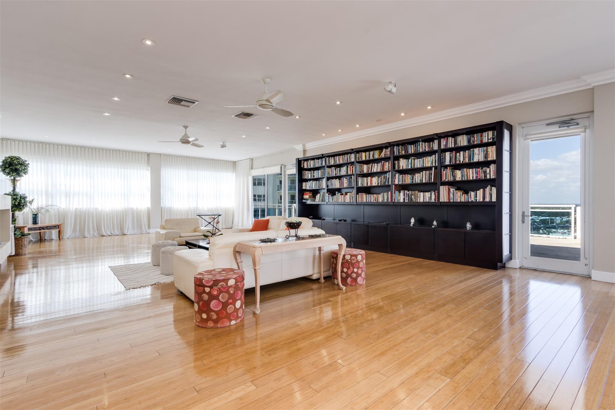 The Commodore Condo - Residential Lease