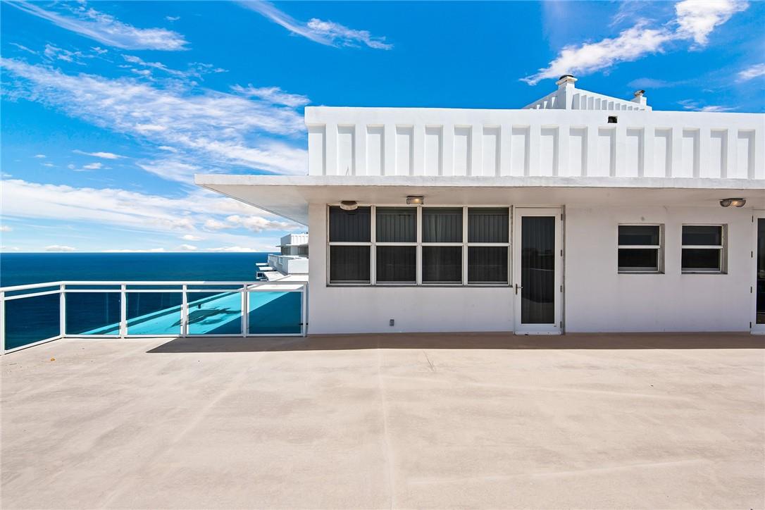 The Commodore Condo - Residential Lease