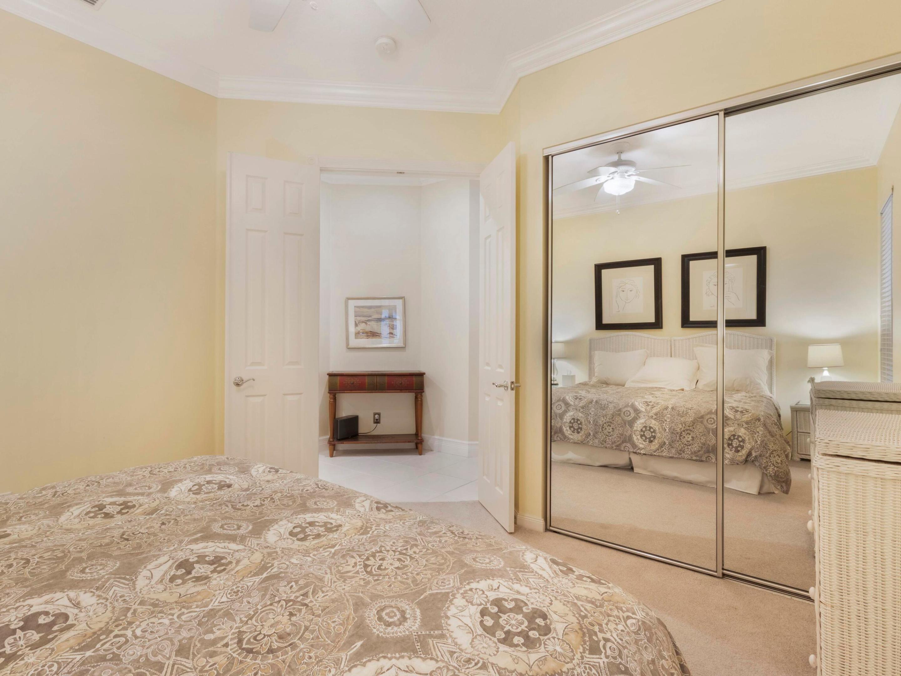 VILLAGEWALK OF WELLINGTON 1 - Residential