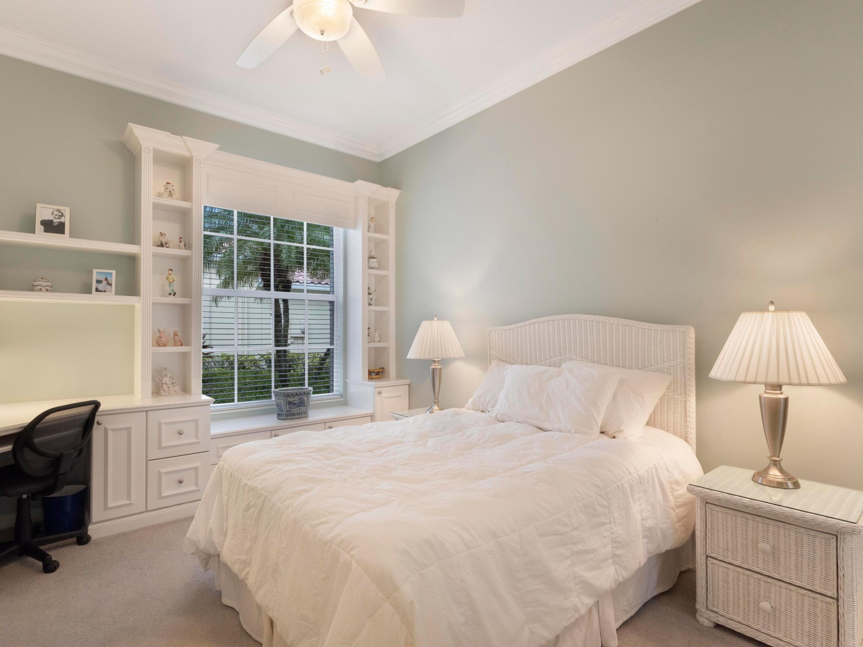 VILLAGEWALK OF WELLINGTON 1 - Residential