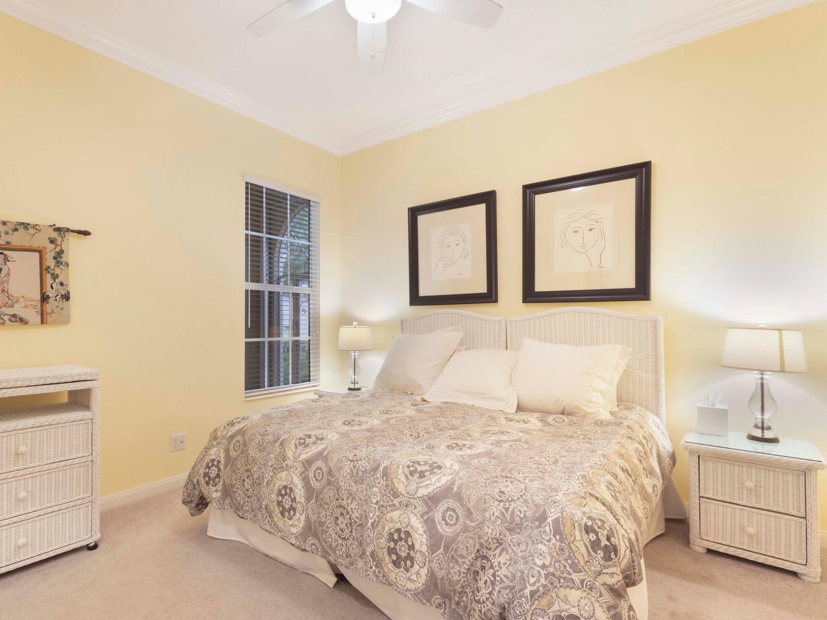 VILLAGEWALK OF WELLINGTON 1 - Residential