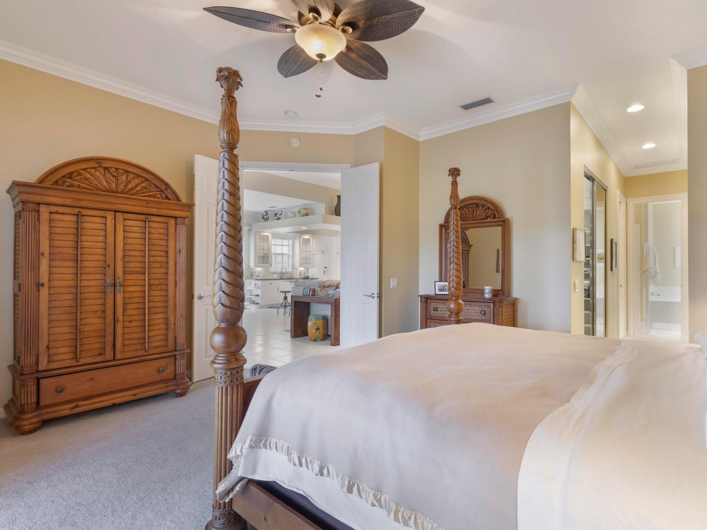 VILLAGEWALK OF WELLINGTON 1 - Residential