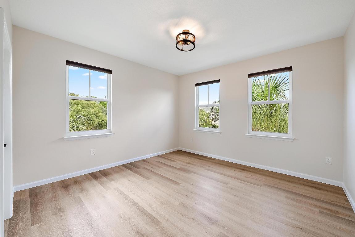 SOMERSET AT ABACOA CONDOMINIUM - Residential