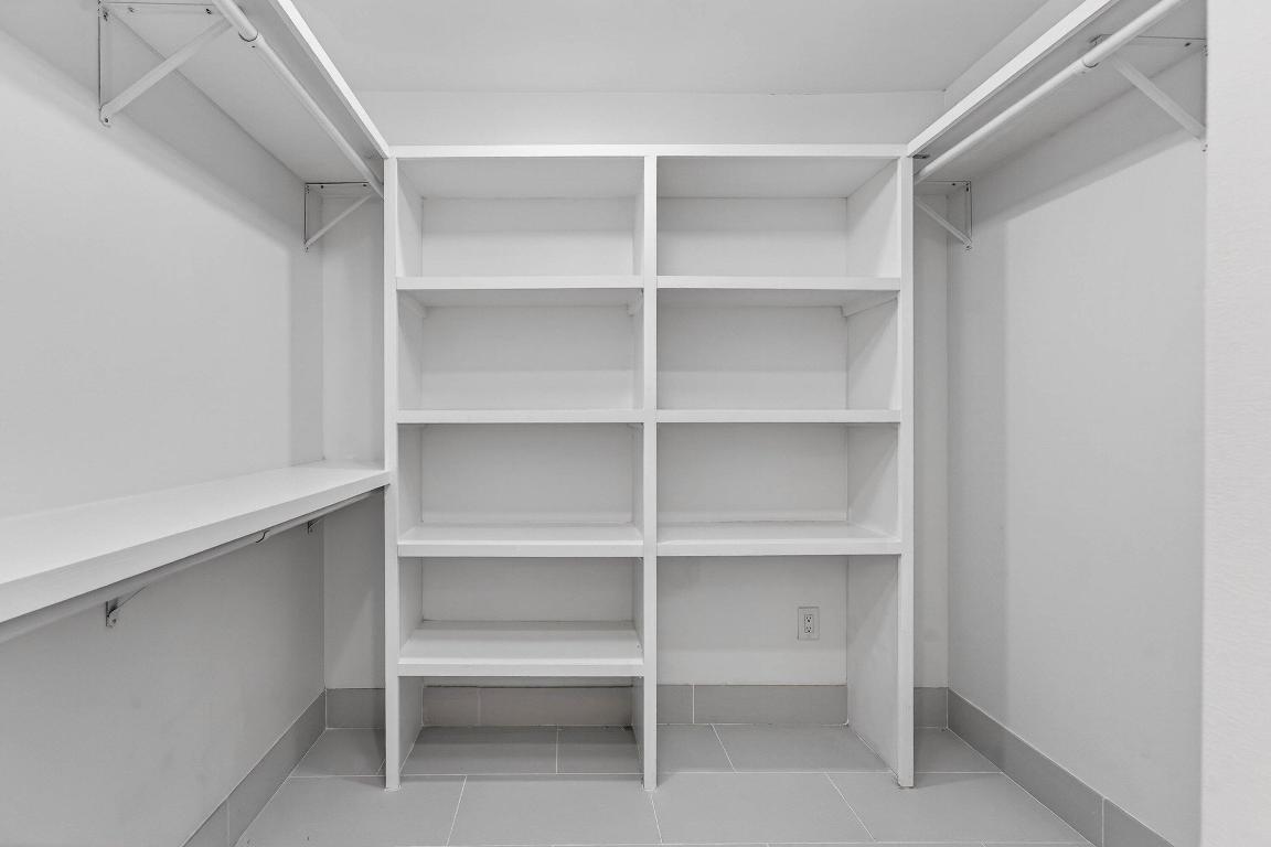 EASTPOINTE COUNTRY CLUB 7A - Residential