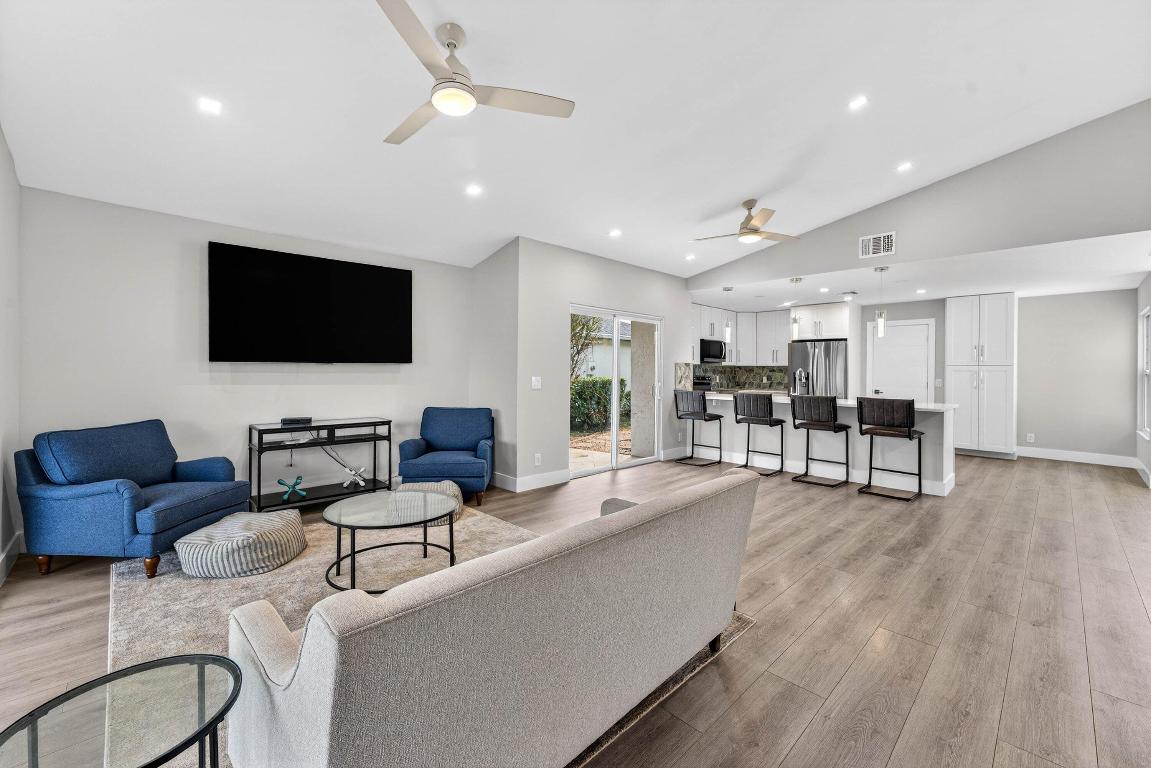 EASTPOINTE COUNTRY CLUB 7A - Residential