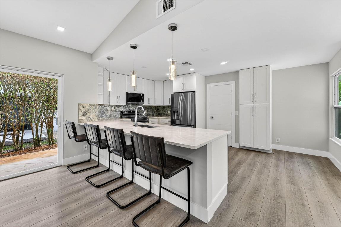 EASTPOINTE COUNTRY CLUB 7A - Residential