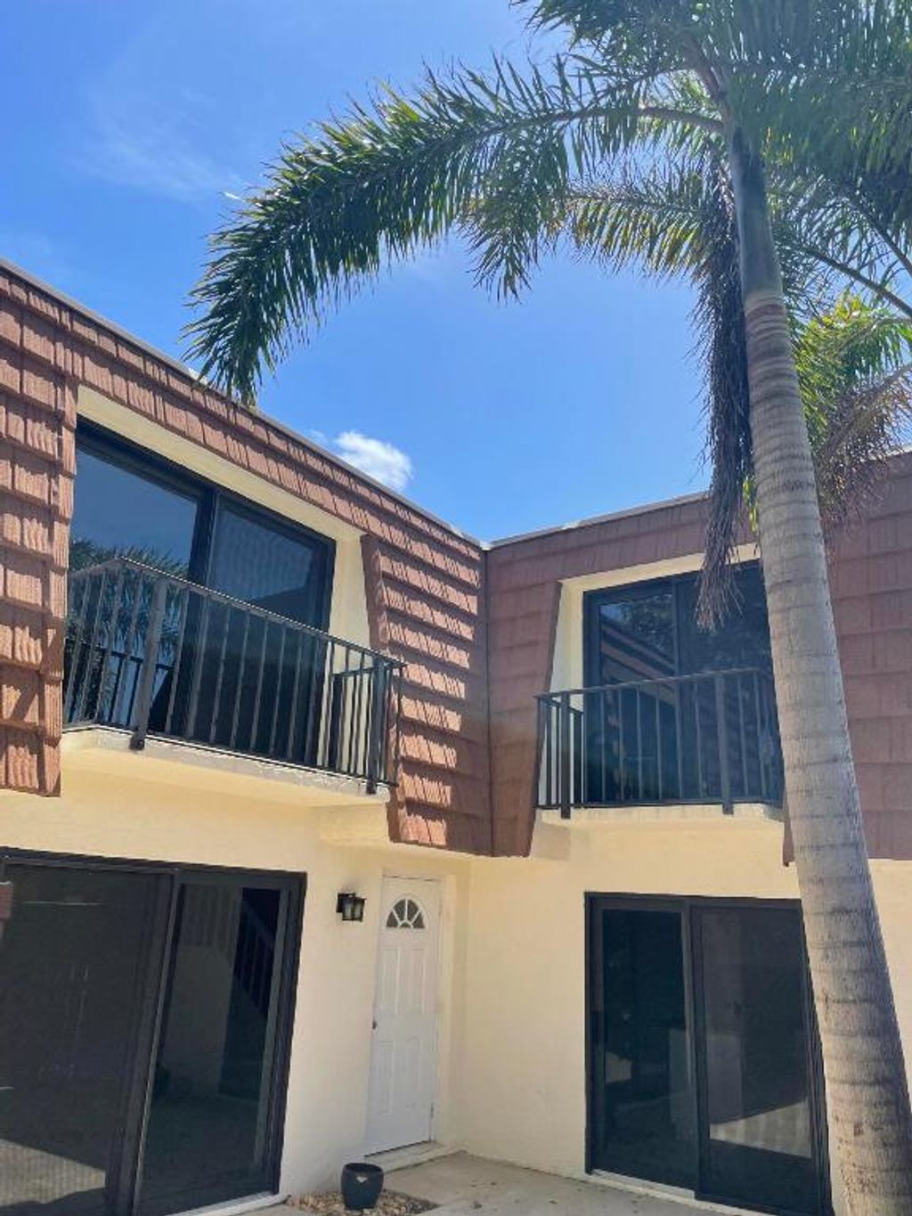 Photo of 3900 County Line Road #2d, Tequesta, FL 33469 (MLS # R10976899)