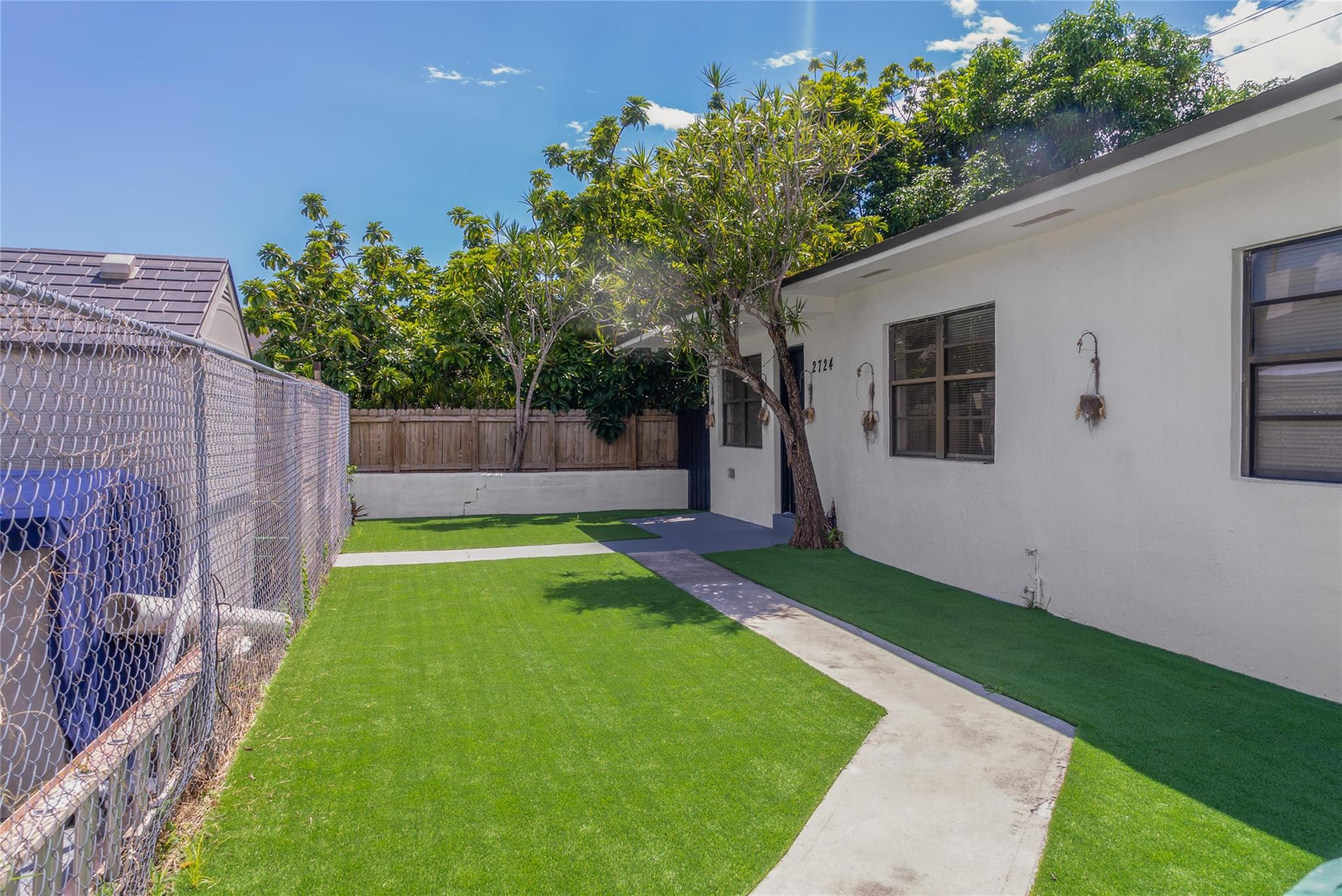 Coral Place Rev - Residential Lease