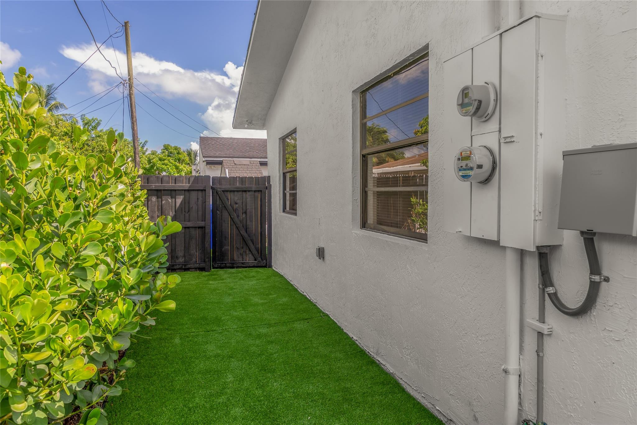 Coral Place Rev - Residential Lease