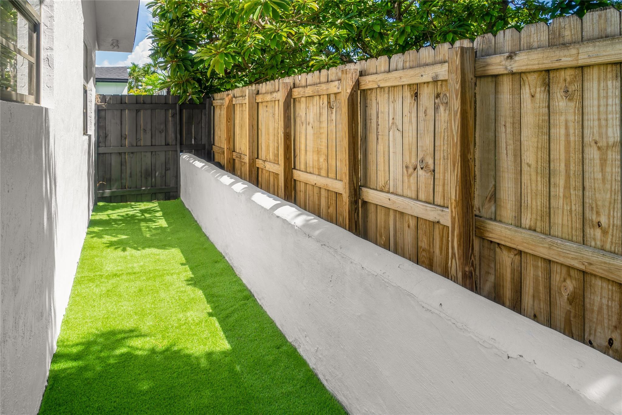 Coral Place Rev - Residential Lease