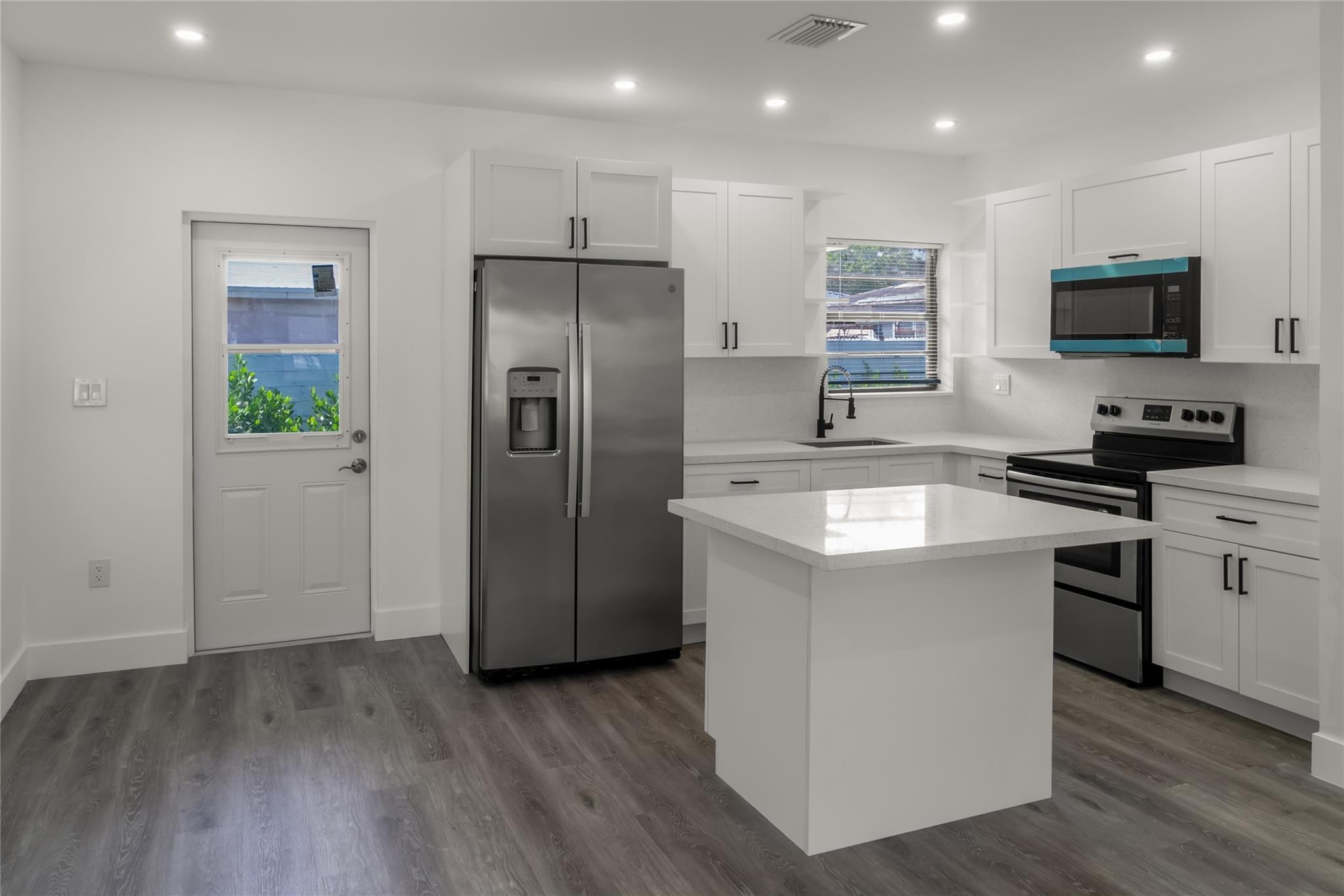 Coral Place Rev - Residential Lease