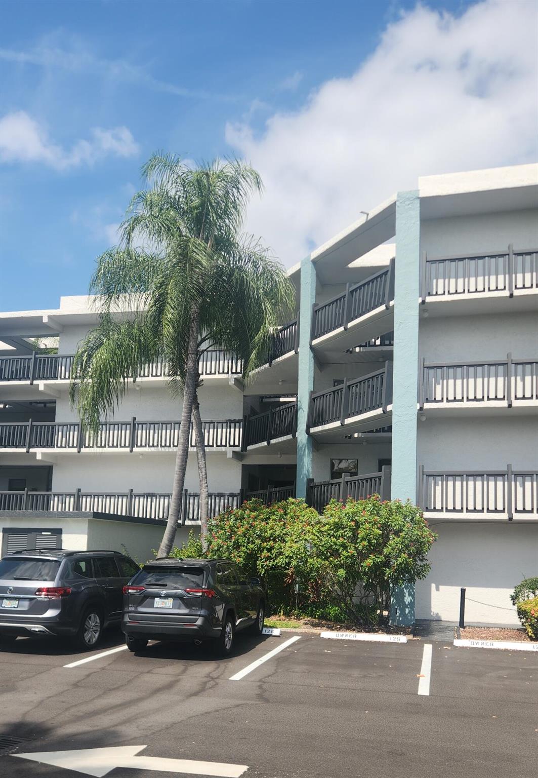LOCATION ,LOCATION, LOCATION....., BEAUTIFULLY REMODELLED 1ST FLOOR, 2 BEDROOMS, 2 BATH CONDO. FEATURING GREAT VIEW FROM THE SCREENED IN PATIO.KITCHEN OFFERS OPEN CONCEPT WITH A LOT OF COUNTER SPACE. BATHROOMS TASTEFULLY COMPLETED. IMPACT GLASS TRROUGHT ...THIS IS A MUST SEE CONDO ...CALL ME TO SETUP YOU PERSONAL TOUR,,,,