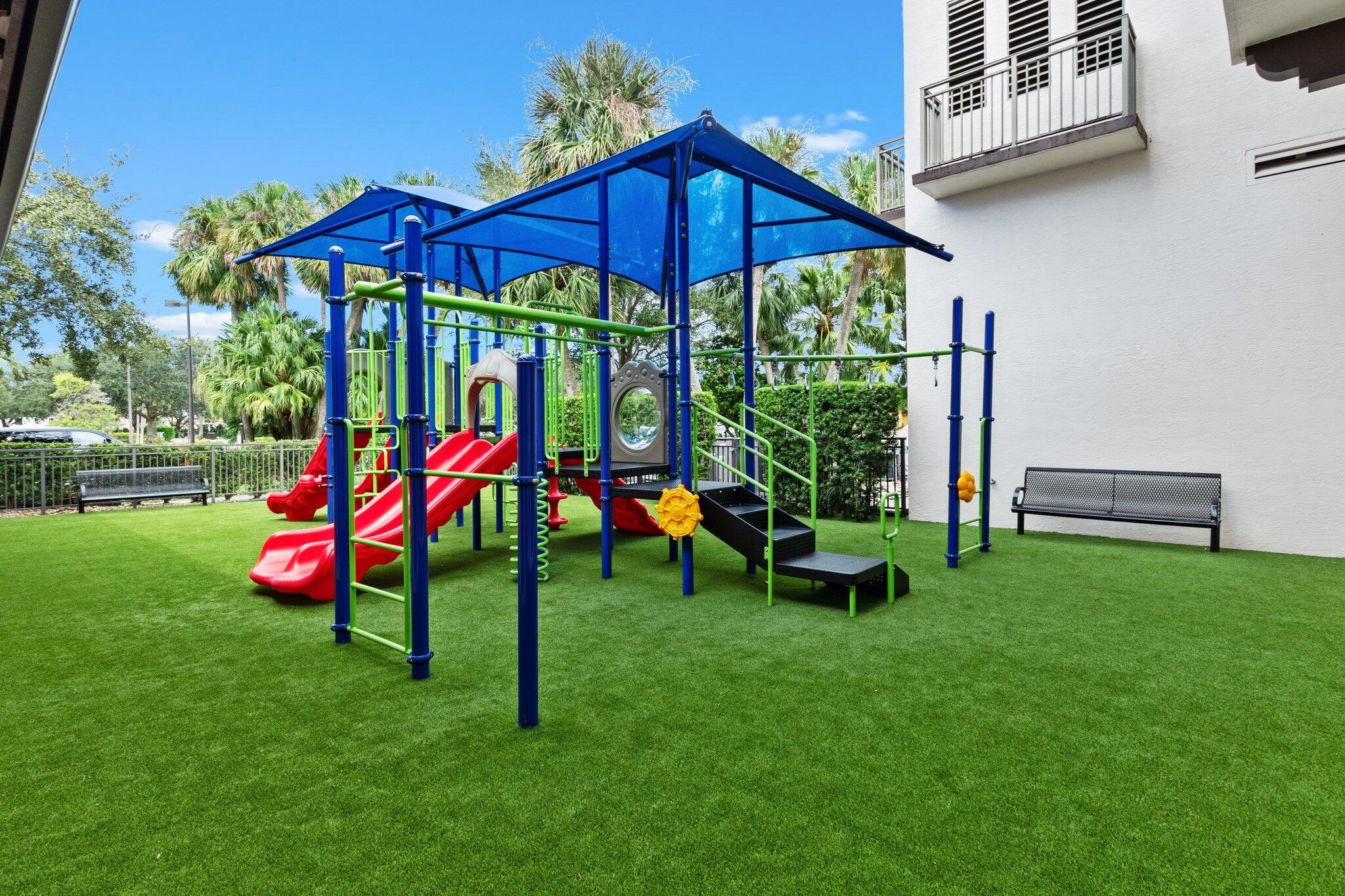 OAKS AT BOCA RATON - Residential