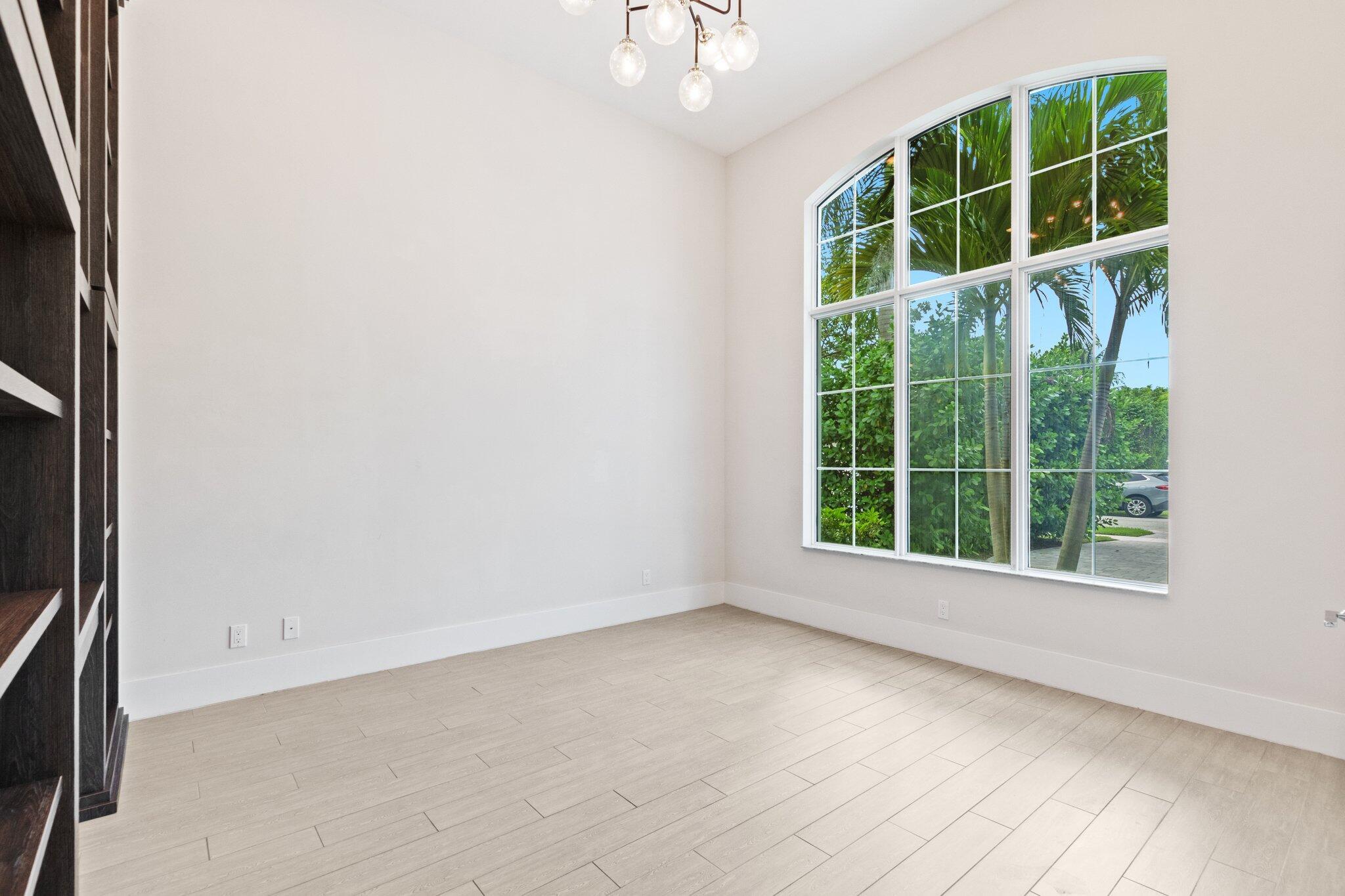 OAKS AT BOCA RATON - Residential