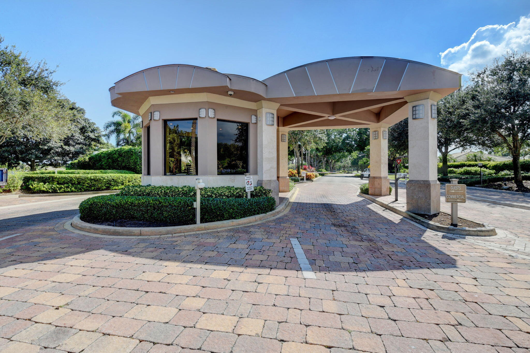 GREENSWARD VILLAGE CONDO - Residential