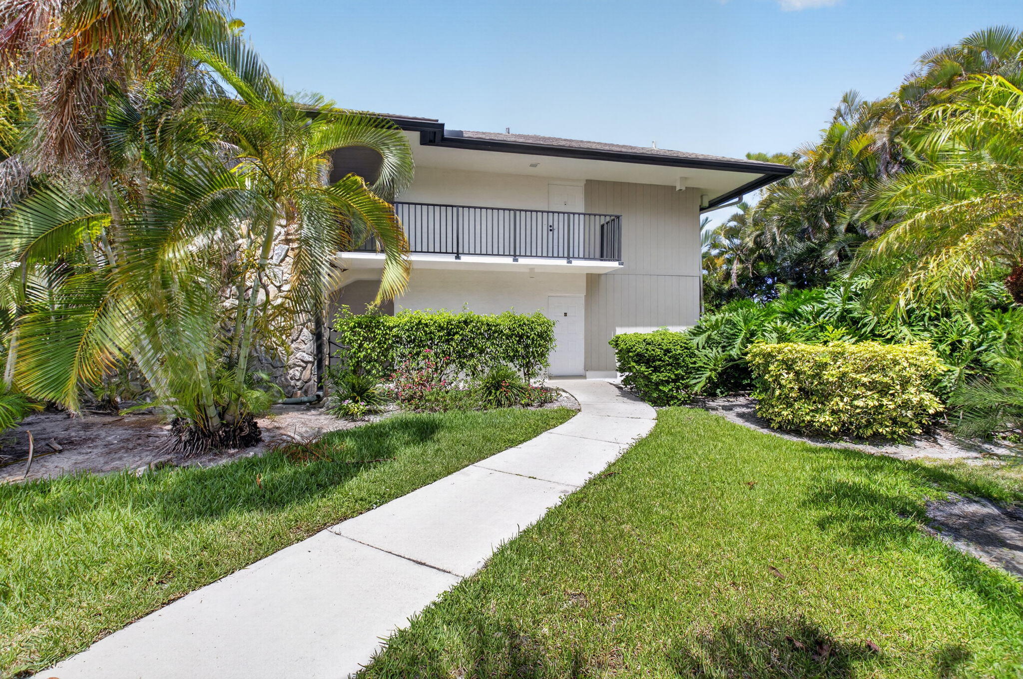 GREENSWARD VILLAGE CONDO - Residential