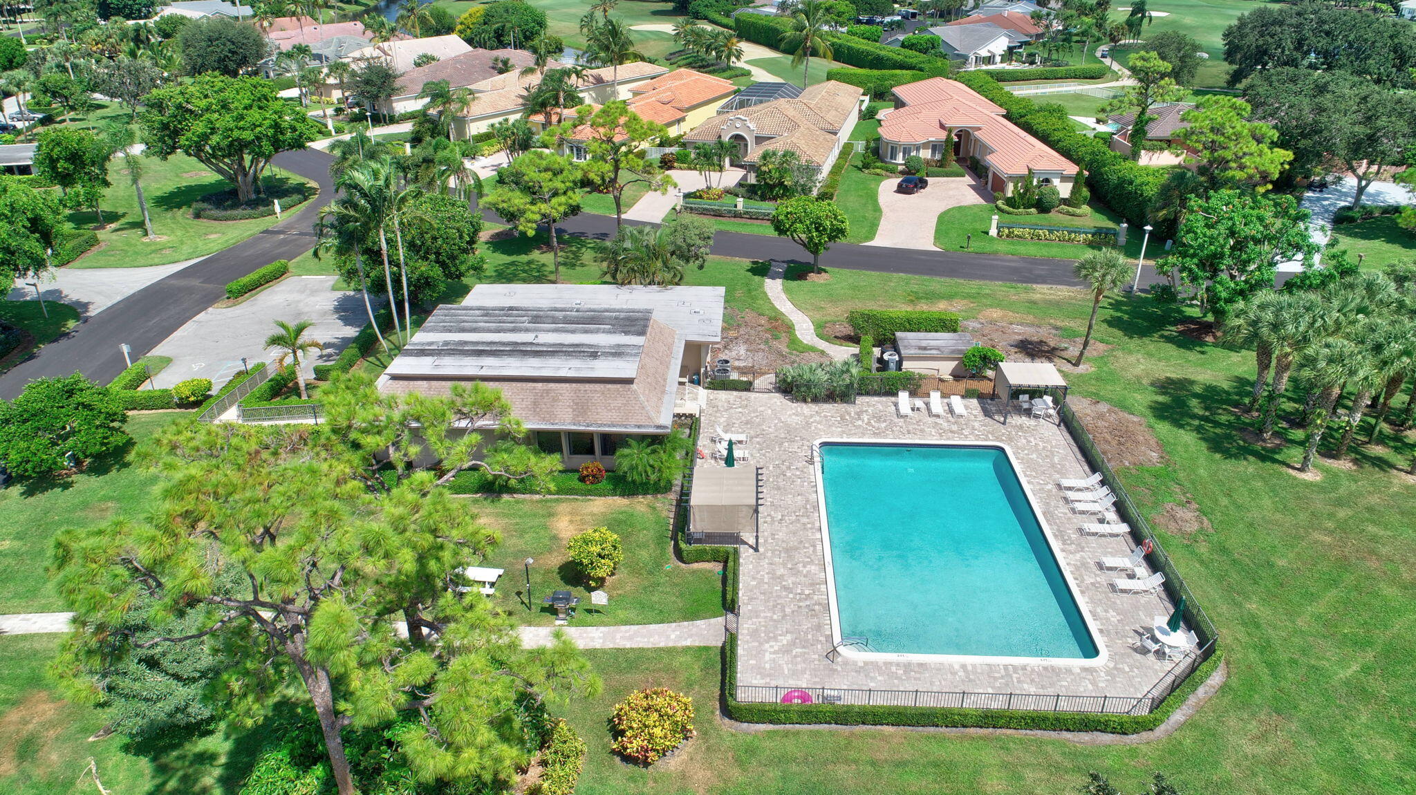 GREENSWARD VILLAGE CONDO - Residential