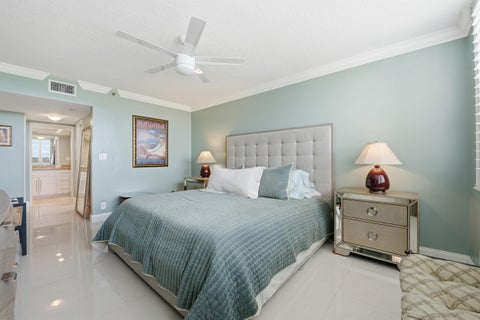 Tiny photo for 3510 Oaks Way #703, Pompano Beach, FL 33069 (MLS # B26048860)