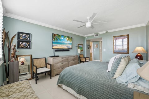 Tiny photo for 3510 Oaks Way #703, Pompano Beach, FL 33069 (MLS # B26048860)