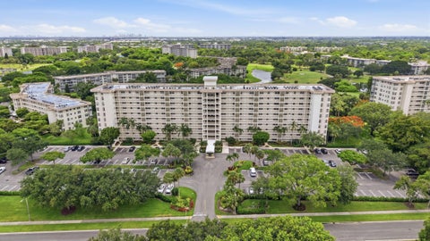 Tiny photo for 3510 Oaks Way #703, Pompano Beach, FL 33069 (MLS # B26048860)