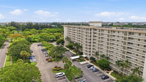 Tiny photo for 3510 Oaks Way #703, Pompano Beach, FL 33069 (MLS # B26048860)