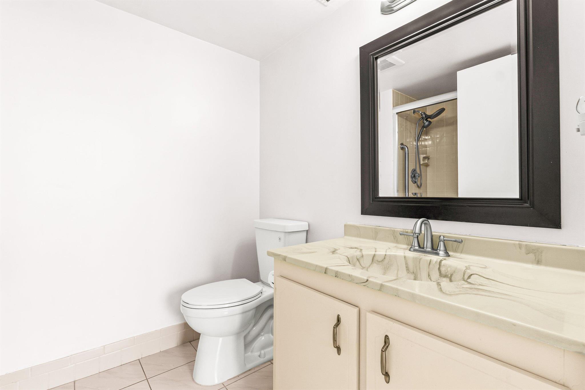 VILLAGES OF ORIOLE BONAIR - Residential