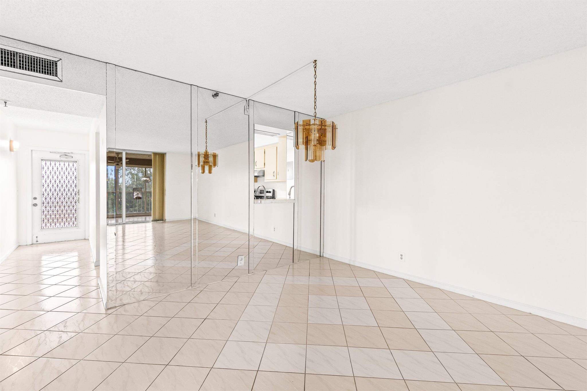 VILLAGES OF ORIOLE BONAIR - Residential