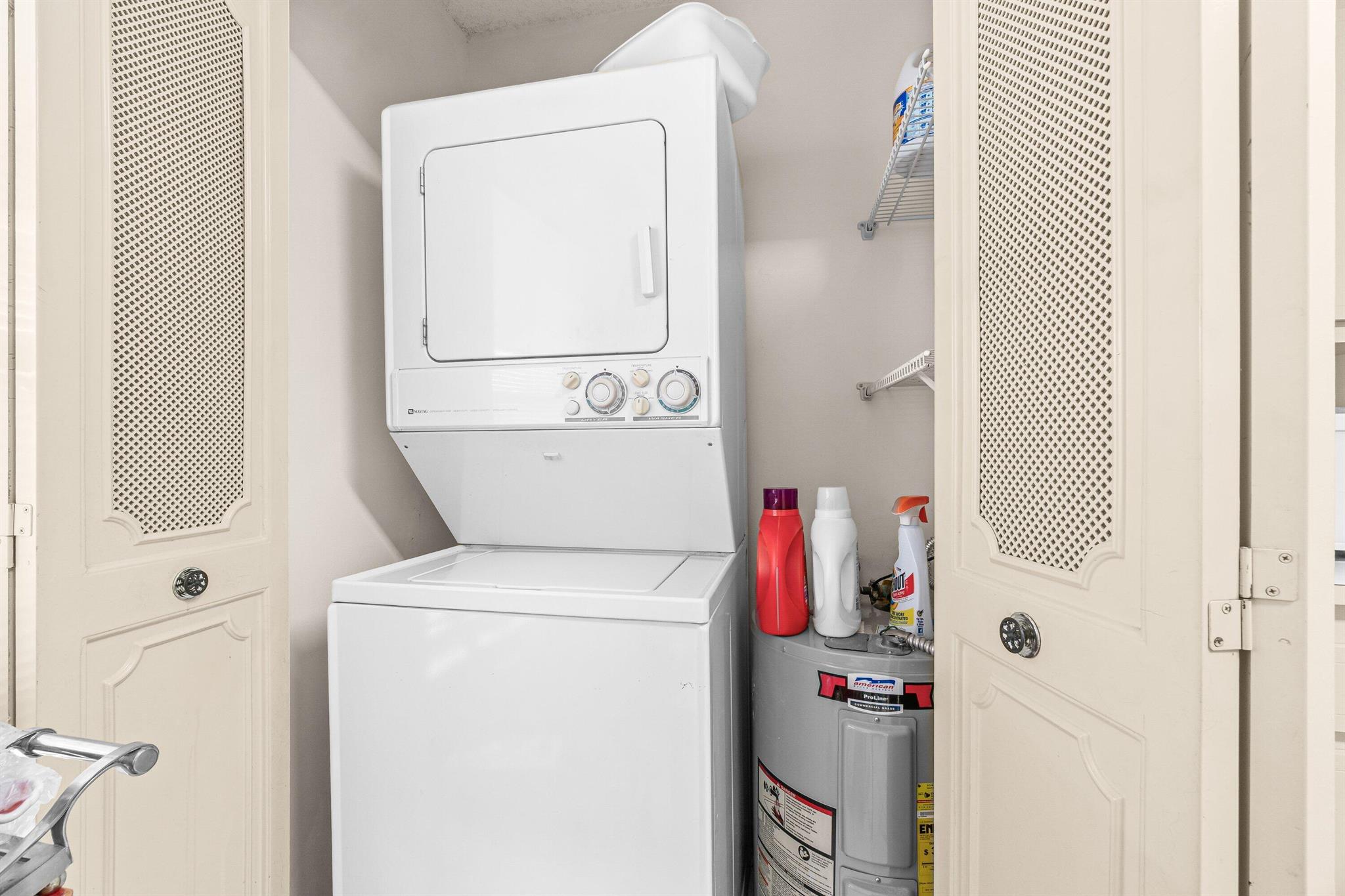 VILLAGES OF ORIOLE BONAIR - Residential