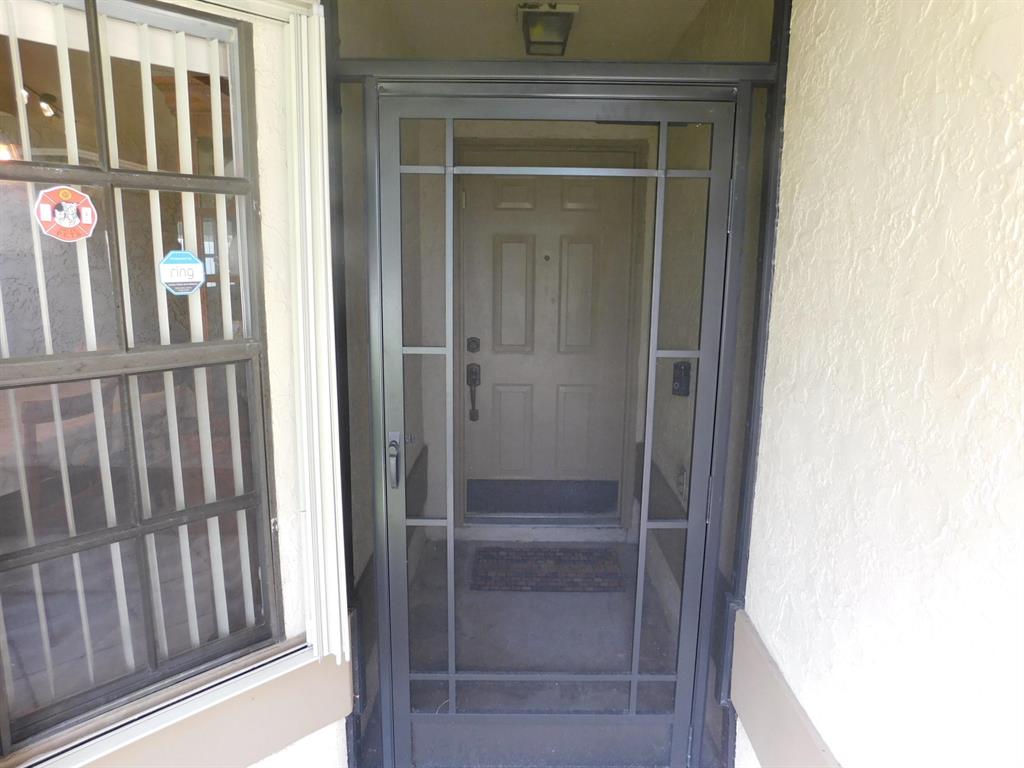 HUNTINGTON WOODS - Residential