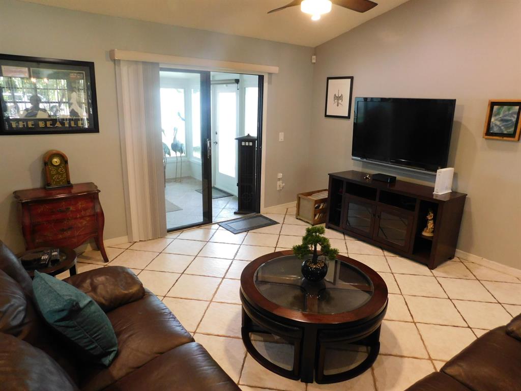 HUNTINGTON WOODS - Residential