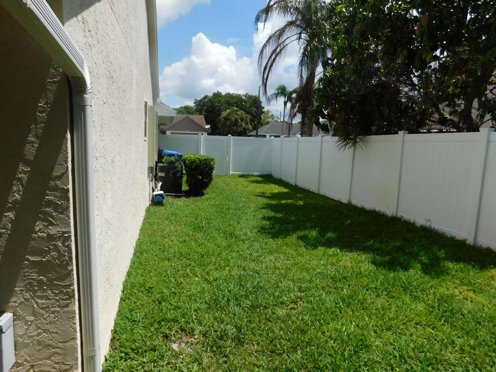 HUNTINGTON WOODS - Residential