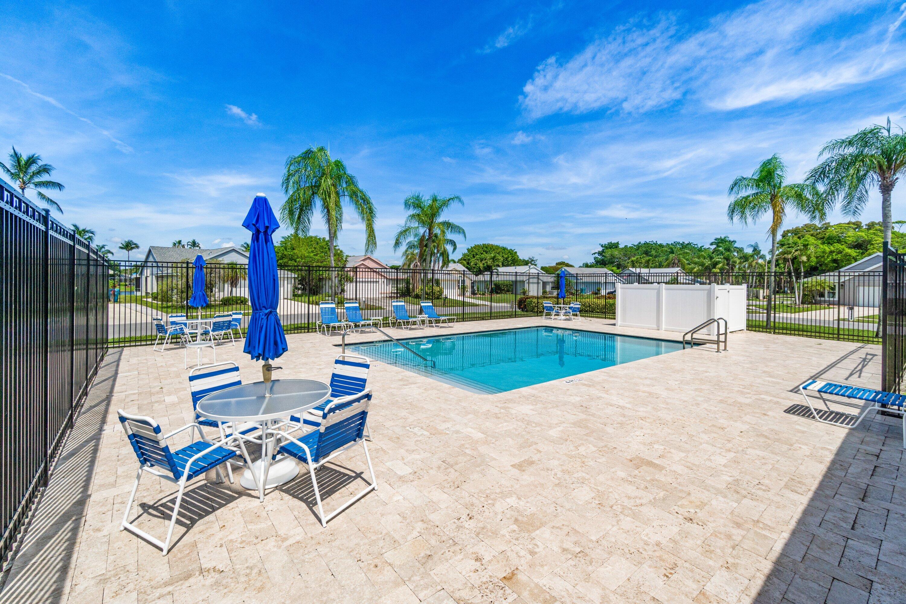 LAKESHORE AT THE MEADOWS - Residential