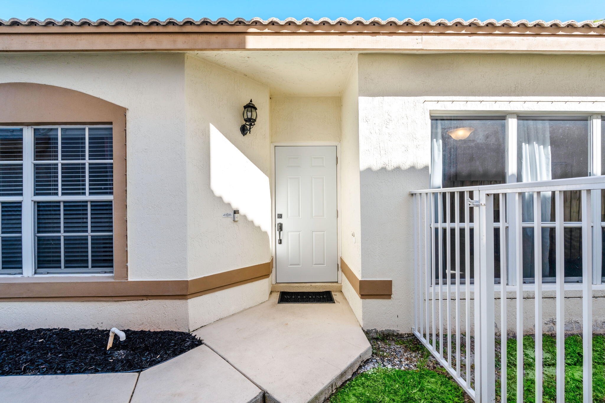 7616 Colony Palm Drive