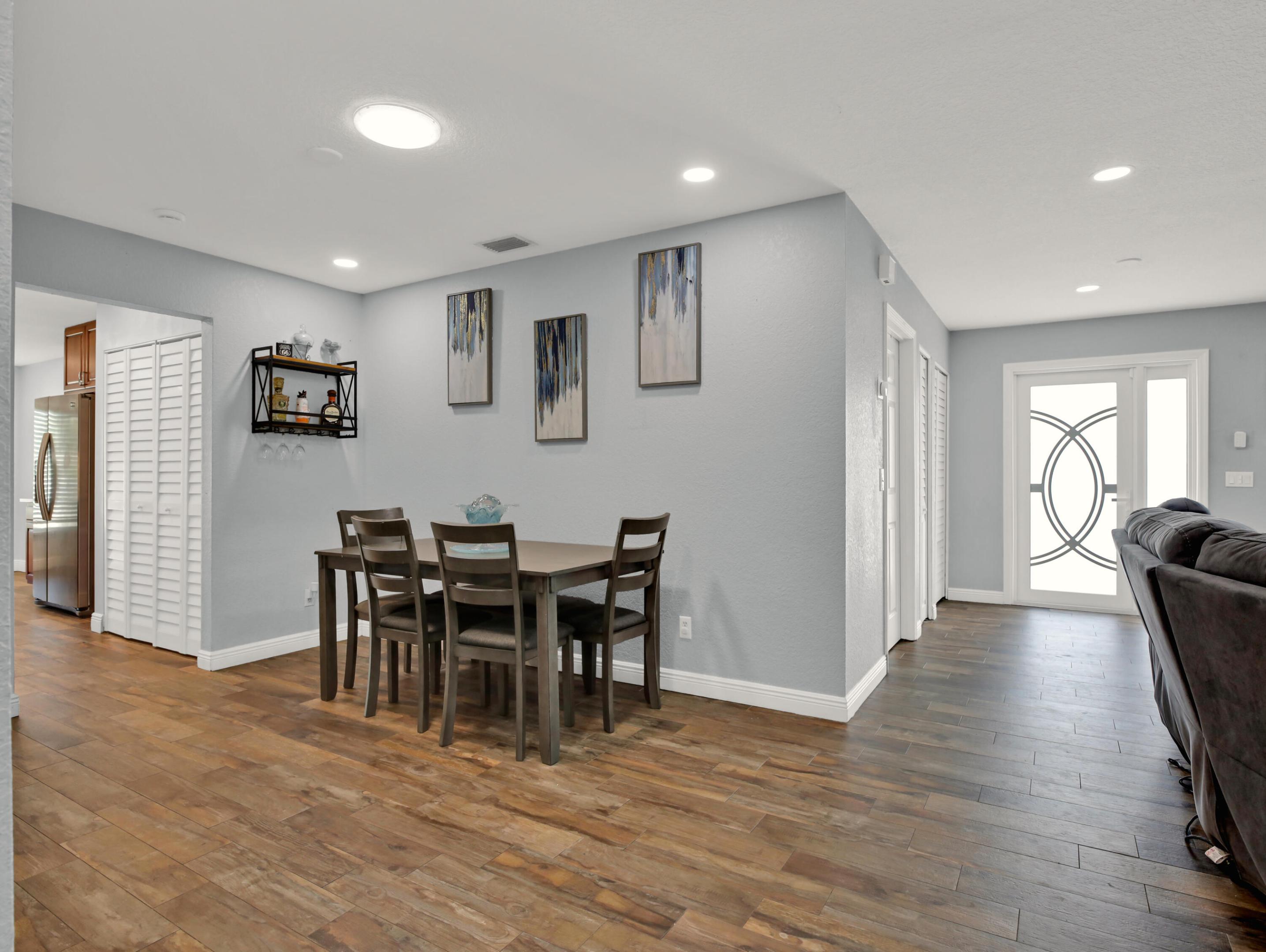 MEED RACQUET CLUB 2 - Residential