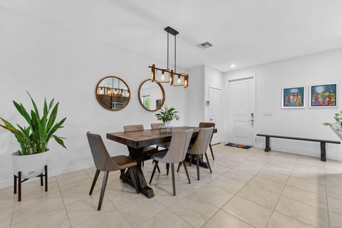 Tiny photo for 527 NW 17th Street, Fort Lauderdale, FL 33311 (MLS # B26026206)