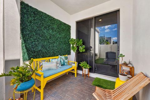 Tiny photo for 527 NW 17th Street, Fort Lauderdale, FL 33311 (MLS # B26026206)