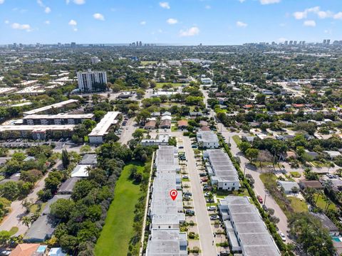 Tiny photo for 527 NW 17th Street, Fort Lauderdale, FL 33311 (MLS # B26026206)