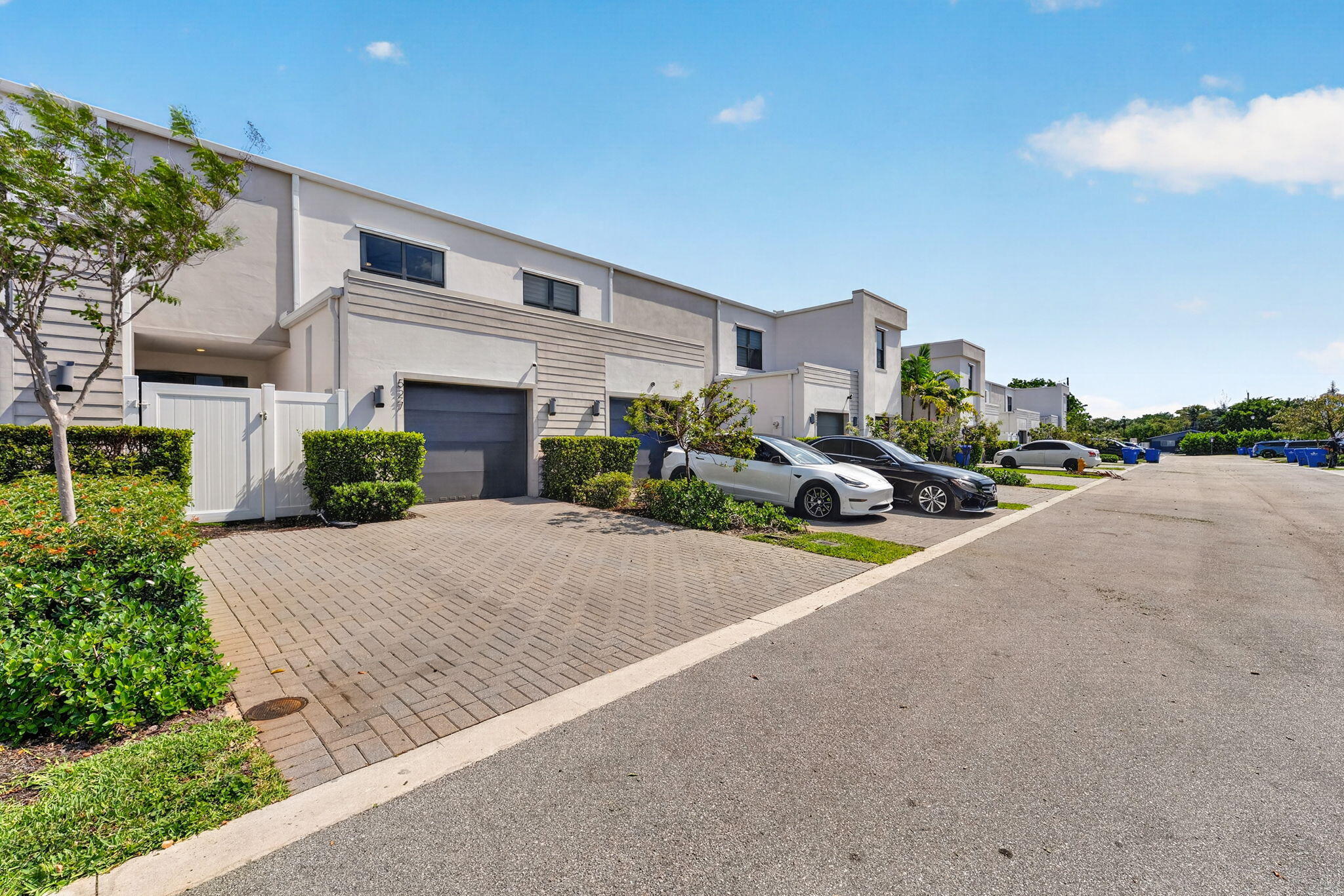 GARDENIA PARK - Residential