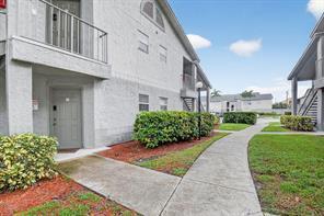 PONTE VERDE AT PALM BEACH LAKES CONDO - Residential