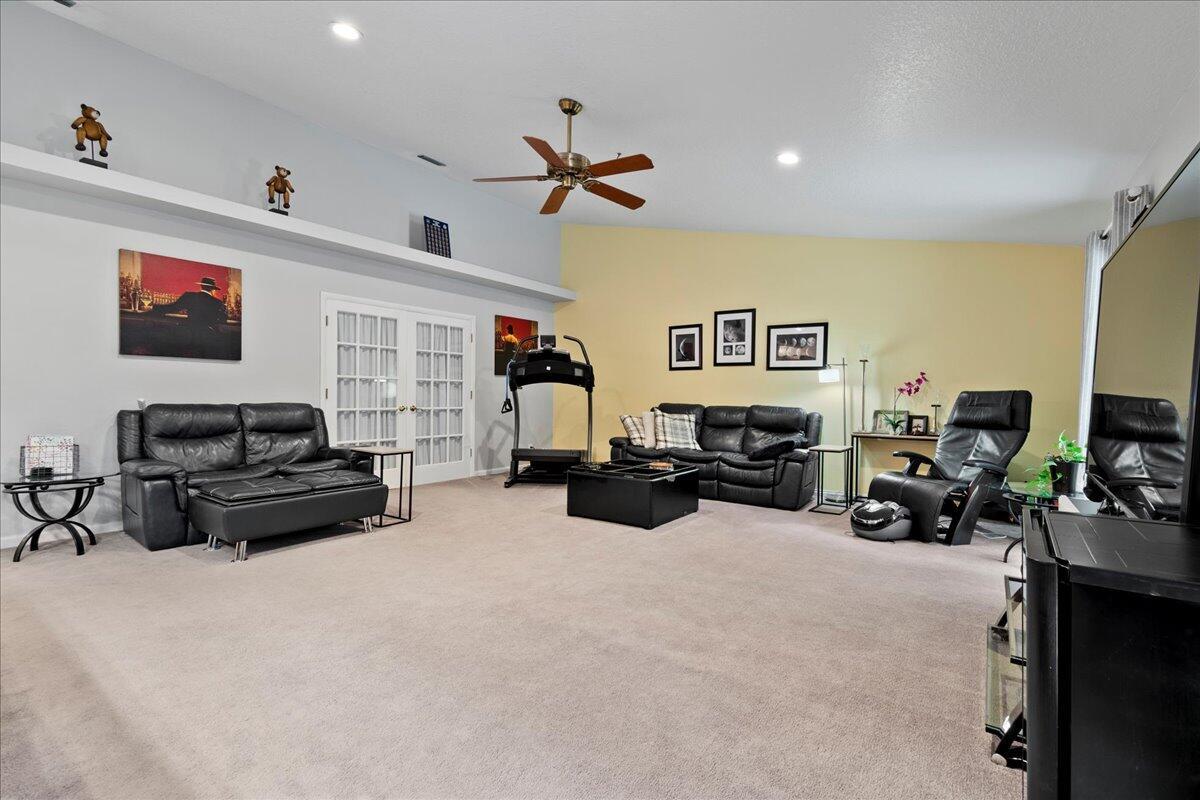 The Acreage - Residential