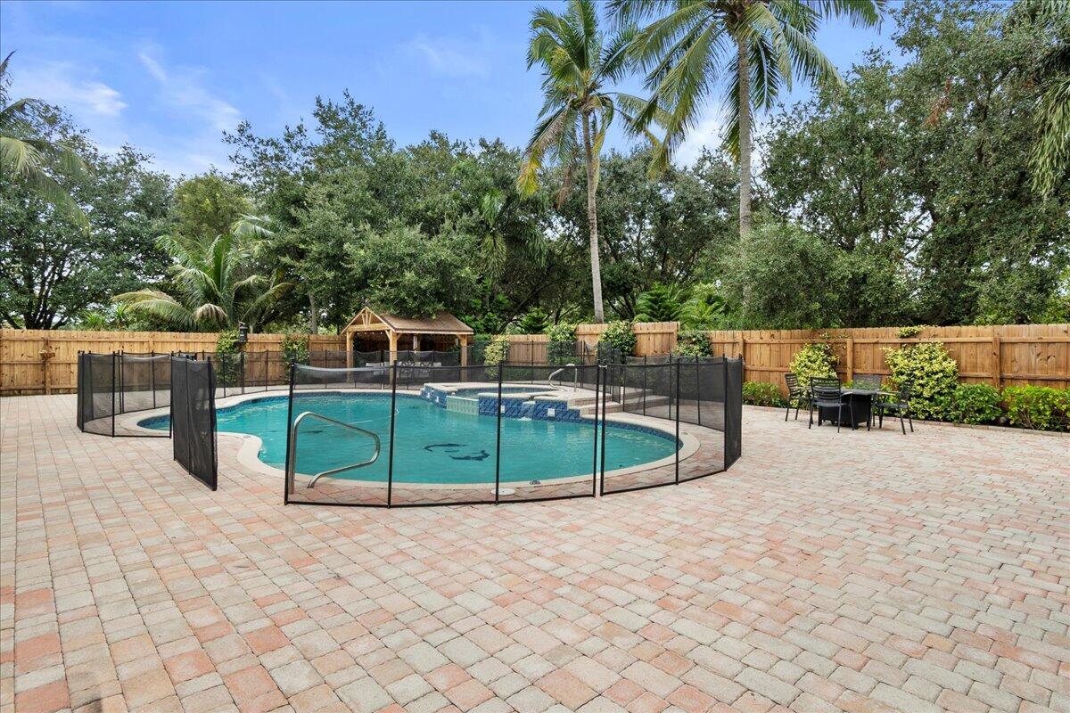The Acreage - Residential