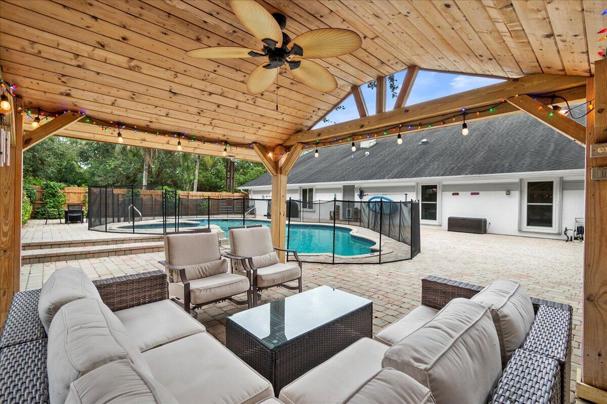 The Acreage - Residential