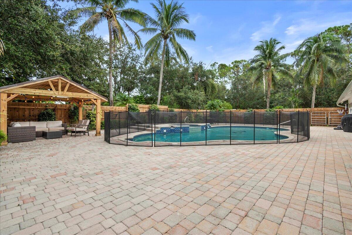 The Acreage - Residential