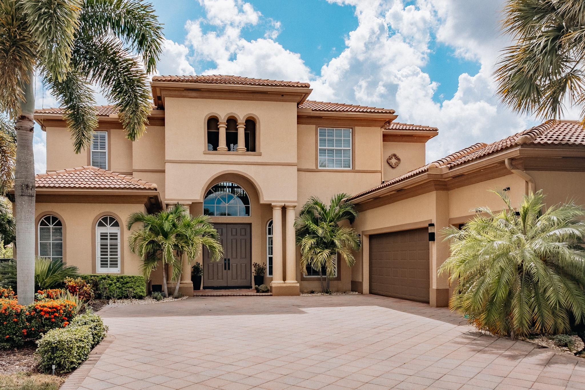 9141 Pineville Dr